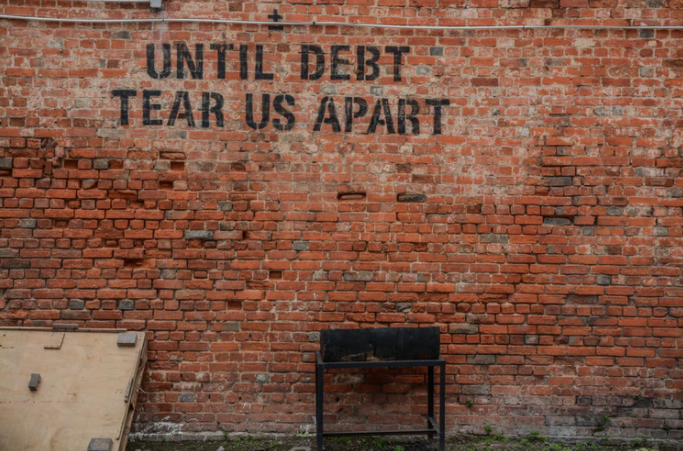 How To Avoid The Business Debt Trap On Your Way To Success